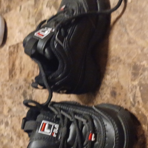 Filas - Picture 2 of 2